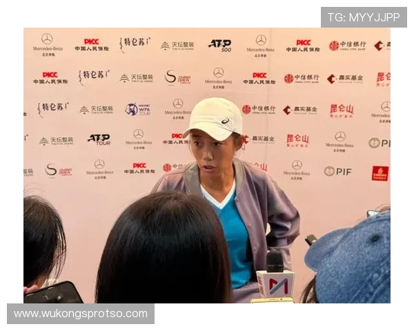 张帅训练完直接去逛奢侈品店，这消费节奏谁跟得上