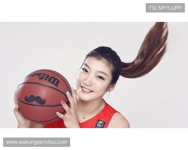 李梦换了豪车牌照，朋友圈比我们年末聚会还热闹！