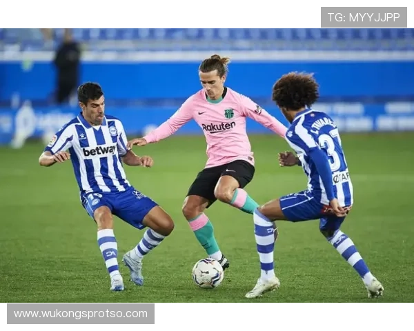 巴萨从豪强向精打细算转变，近期资金压力是否开始影响球队整体表现